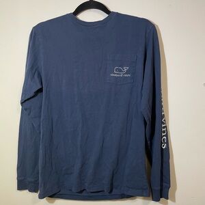 Vineyard Vines Women's XS Navy T-shirt long‎ sleeve w/logo on sleeve and pocket